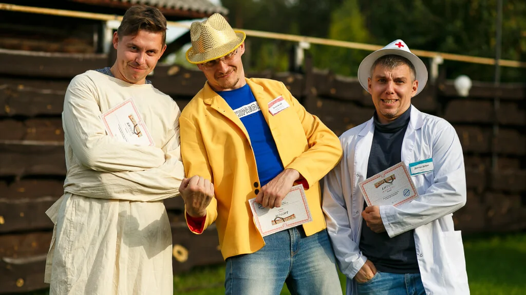 Квест на День рождения компании: дружный коллектив на сдаче проекта